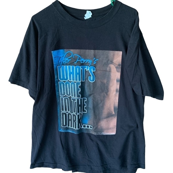 Y2K Tyler Perry “What’s Done In The Dark” Tee Shirt XL - Picture 1 of 4